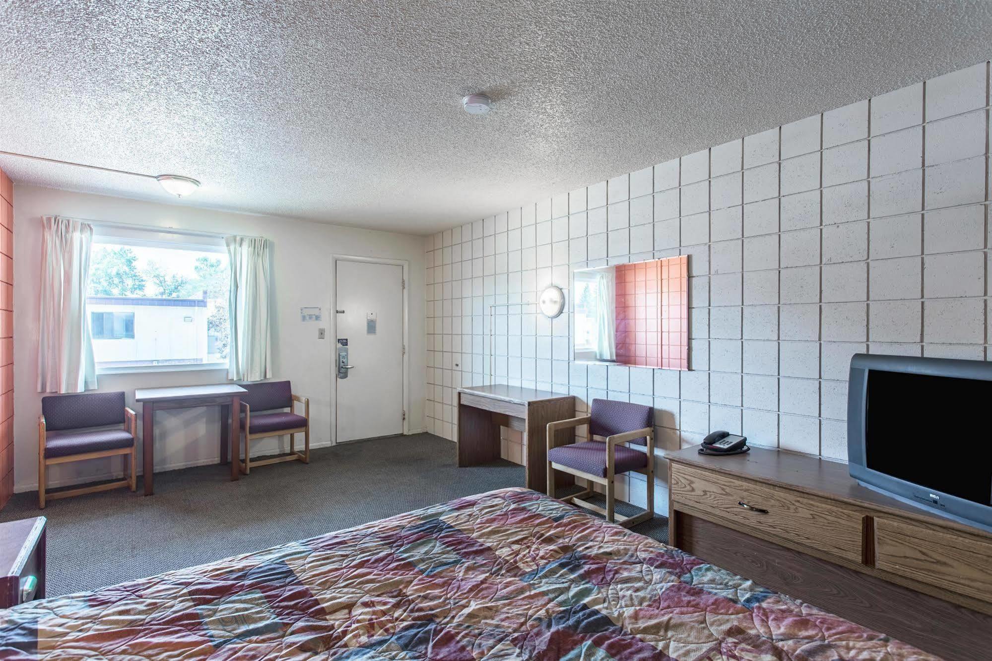 Budget Inn Missoula East Экстерьер фото